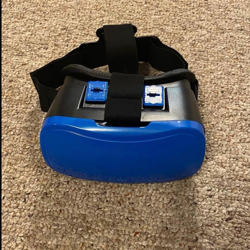 Virtual Headset - Picture 1 of 1